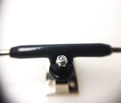 New Truck Rooster - Black
