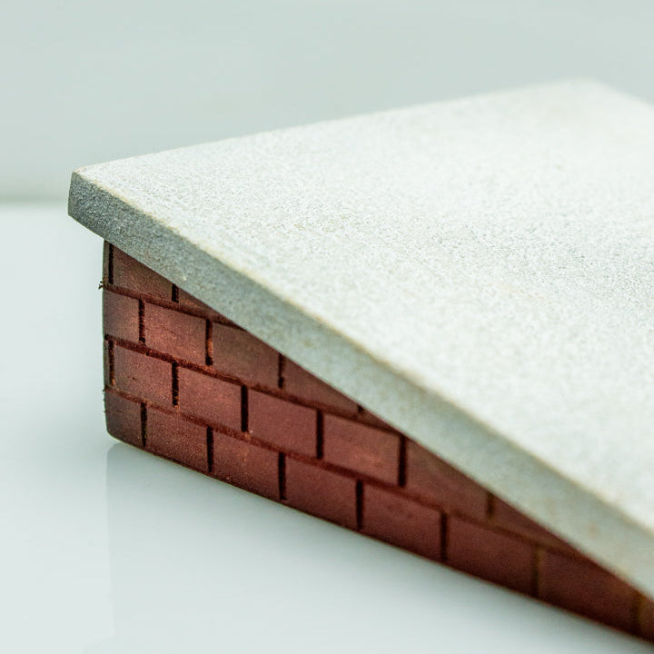 Brick Hit Fingerboard Galo