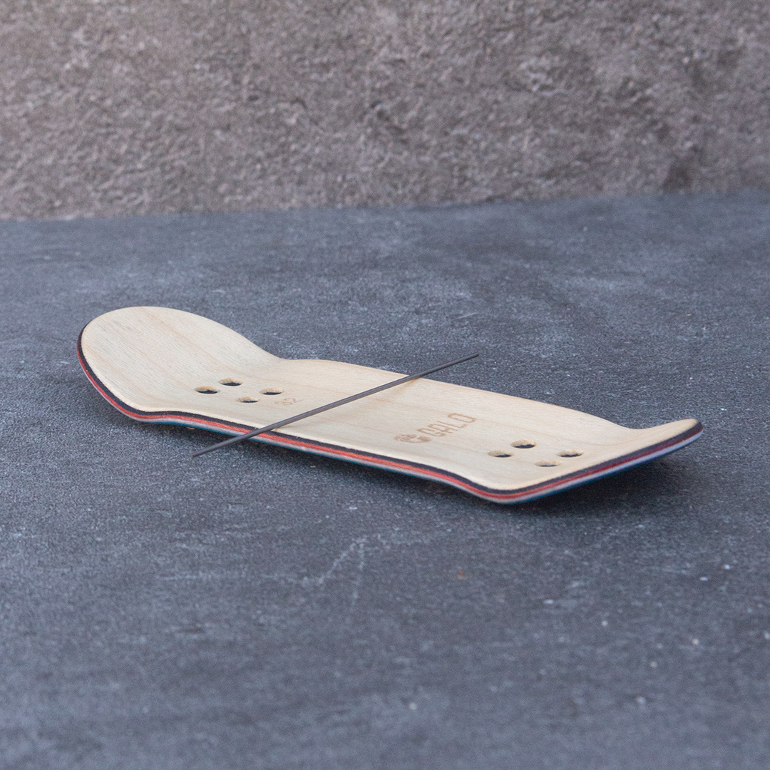 Deck Galo Tributo - Baker